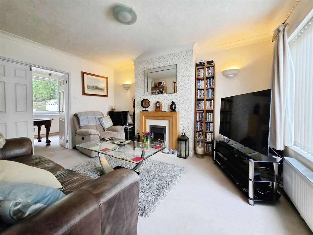 Property photo 3 of 16 Picture No. 35