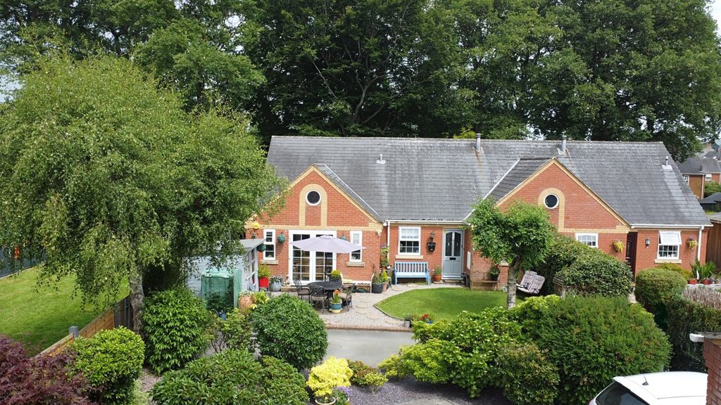 Property photo 1 of 28 Picture No. 29