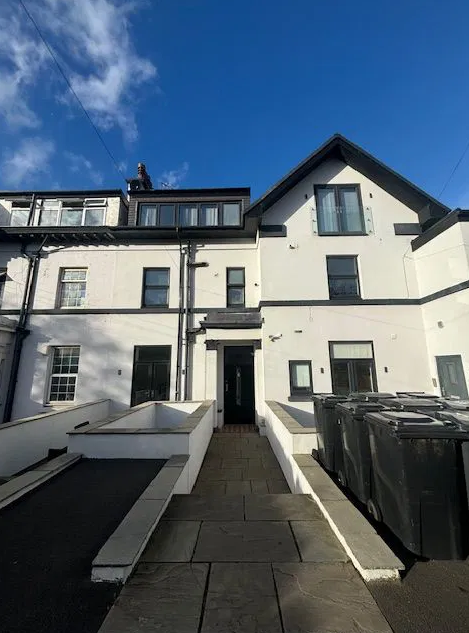 Property photo 1 of 23