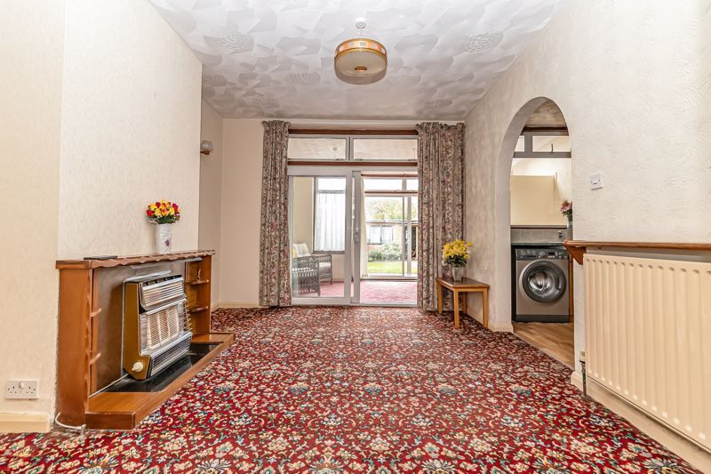 Property photo 3 of 22 .