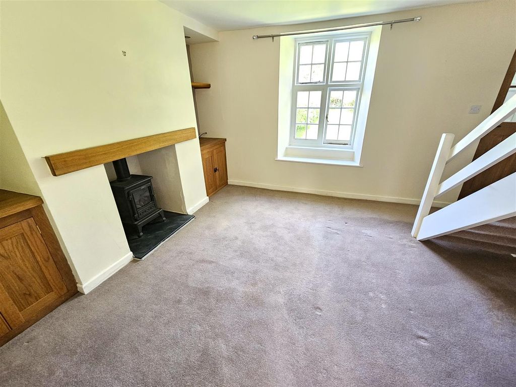 Property photo 2 of 13 Sitting Room.Jpg
