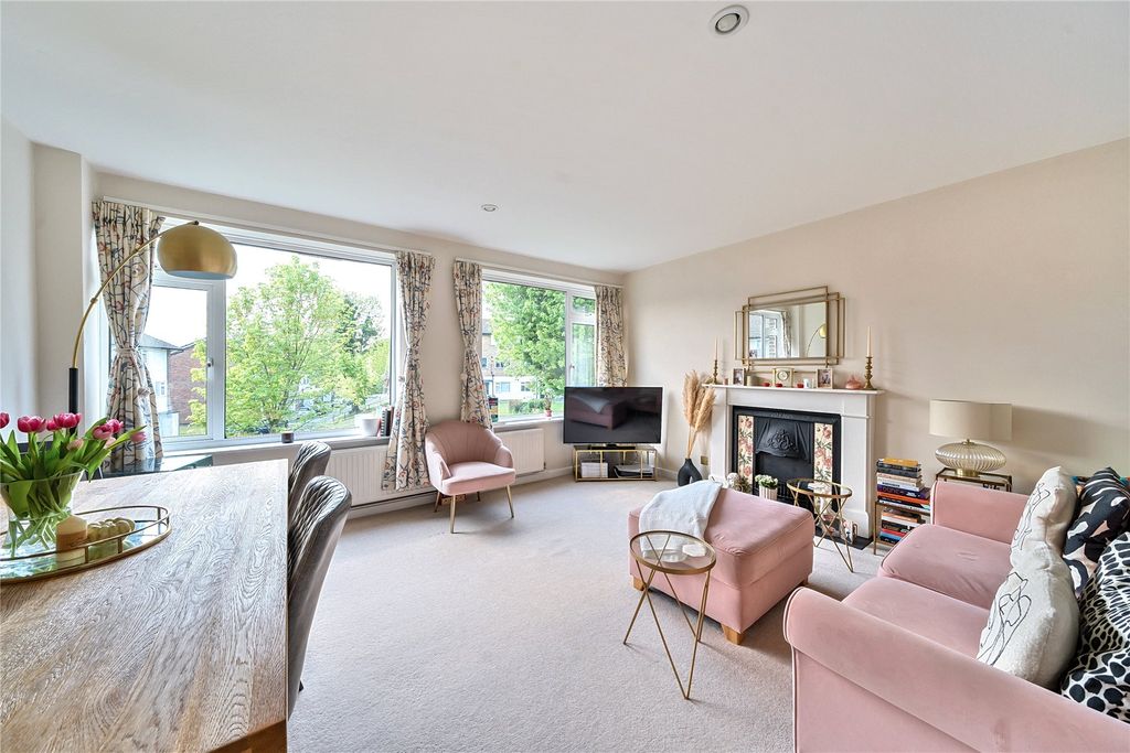 Property photo 1 of 11 Picture No. 12