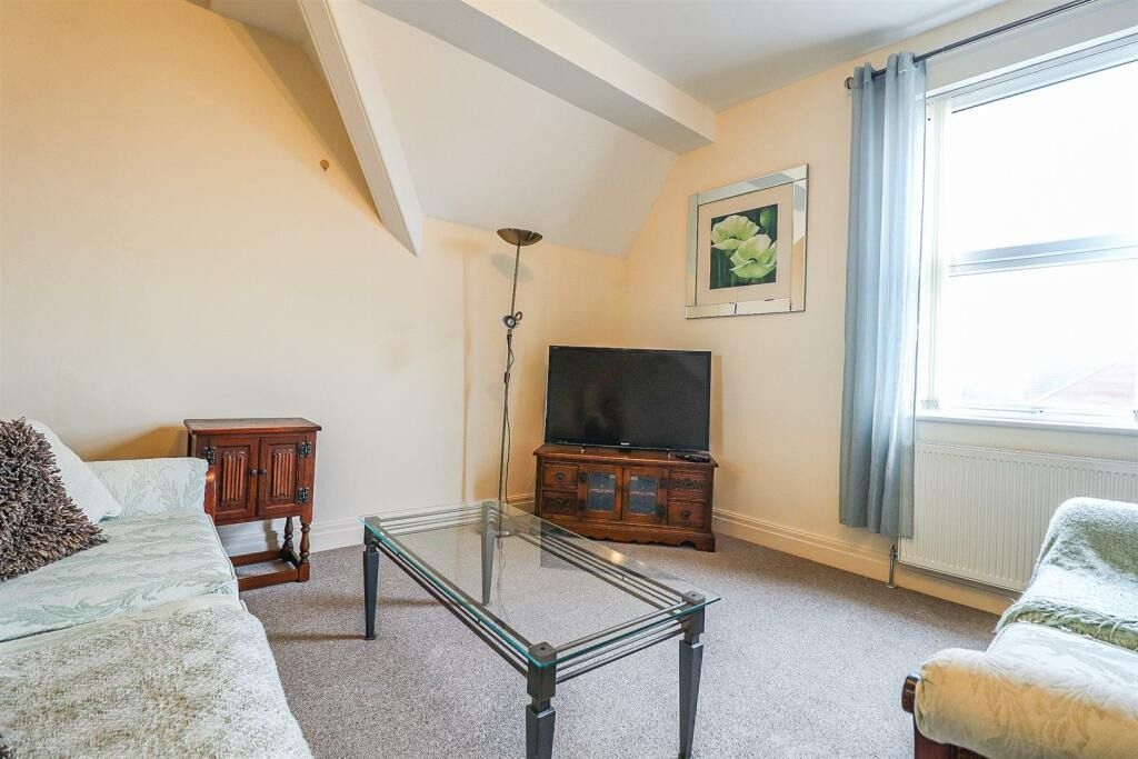 Property photo 2 of 18 4257332