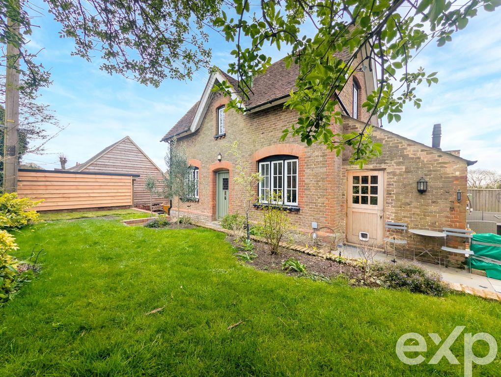 Property photo 1 of 21