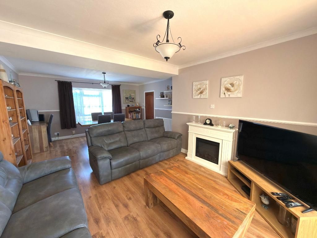 Property photo 3 of 17 Photo 3