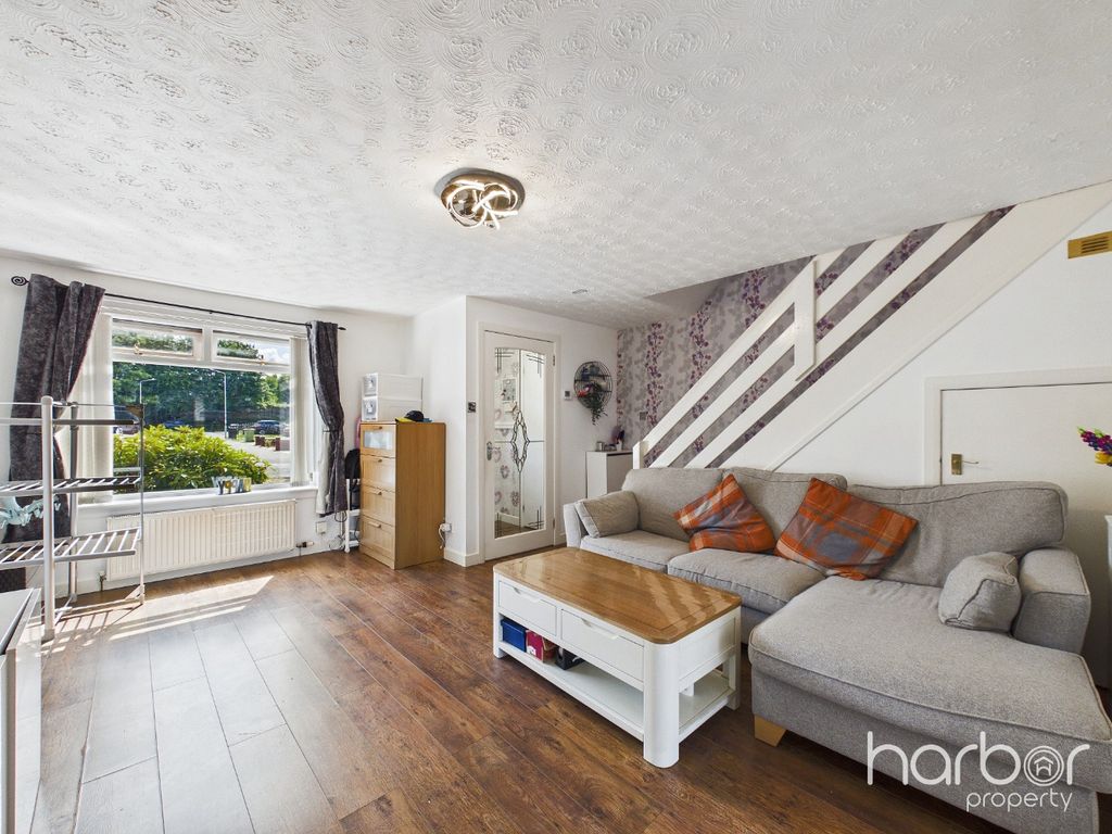 Property photo 2 of 21 5304583