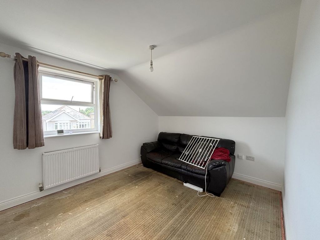 Property photo 3 of 10 Image 3