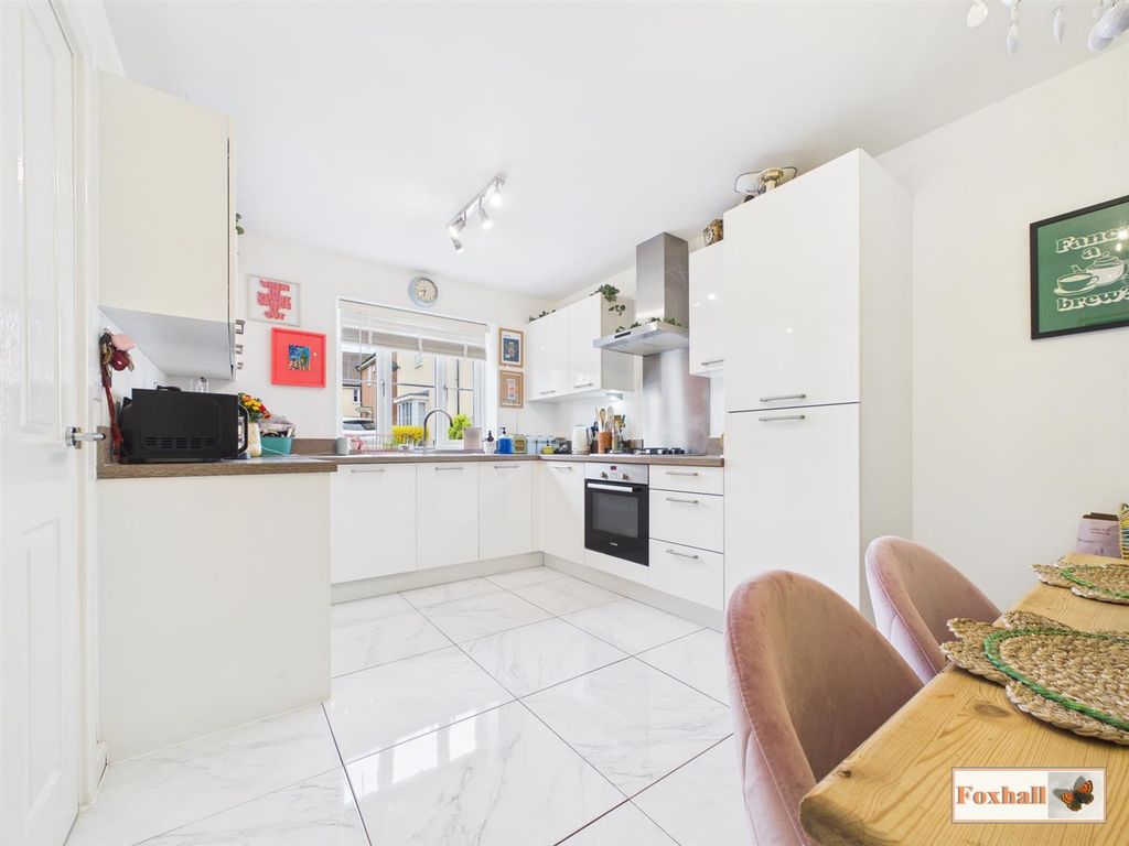 Property photo 3 of 21 Kitchen/Diner