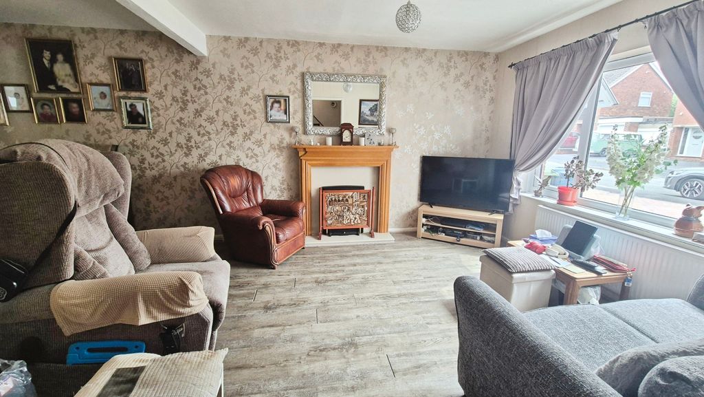 Property photo 3 of 18 088d80E6-1000132168