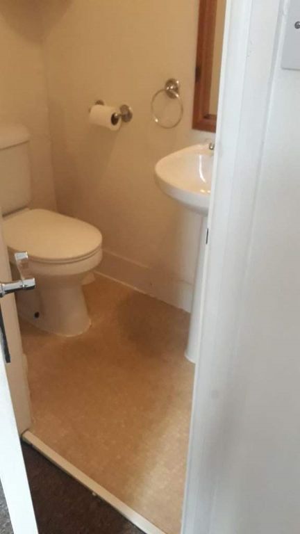 Property photo 3 of 4 Bathroom