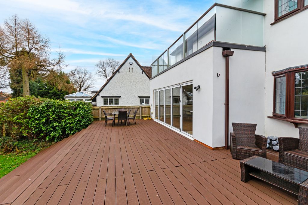 Property photo 3 of 48