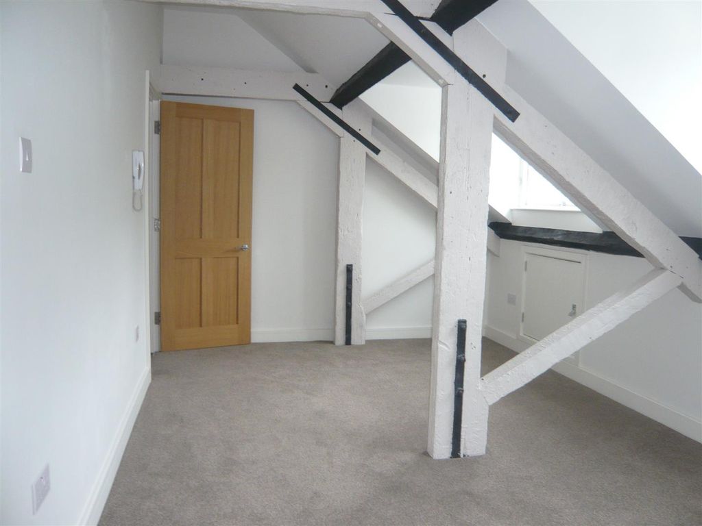 Property photo 3 of 7 P1220967.Jpg