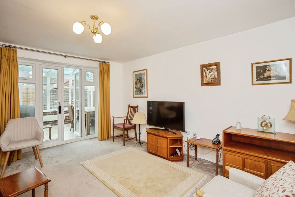 Property photo 3 of 18 Pbox-Img.Jpg