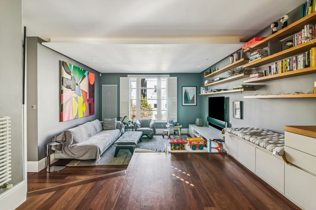 Property photo 1 of 16