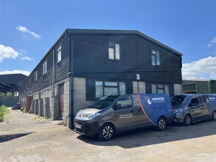 Property photo 3 of 4