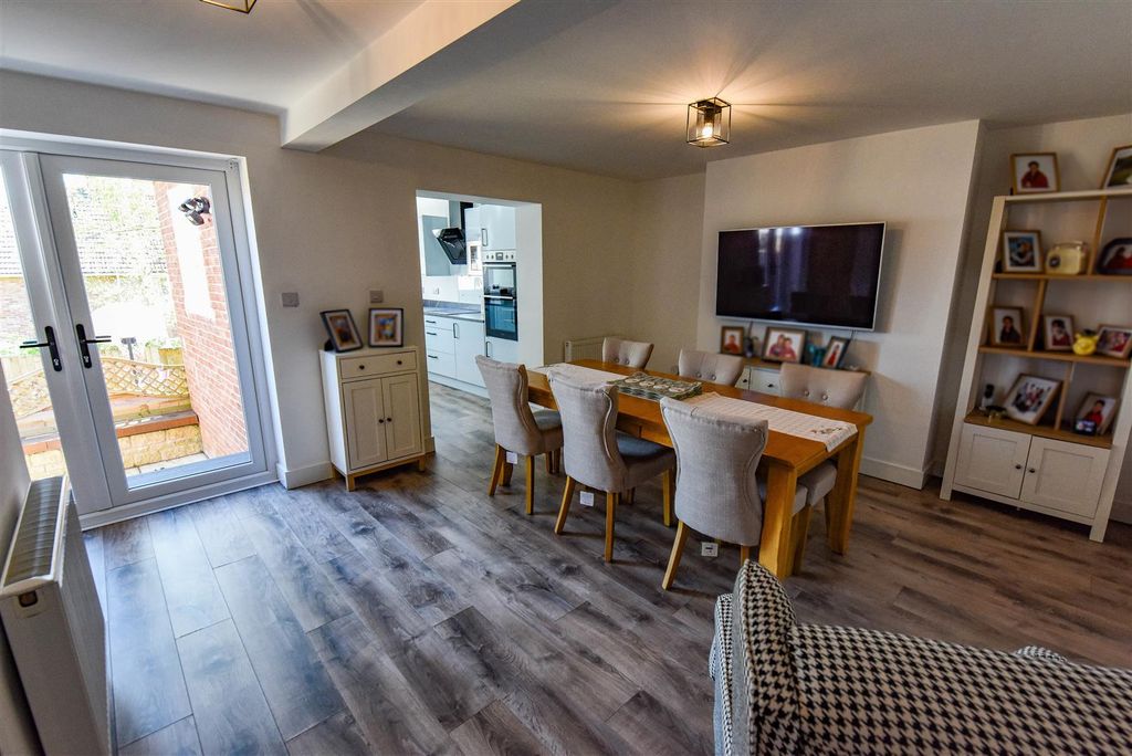 Property photo 2 of 18 Dsc_7933-2.Jpg