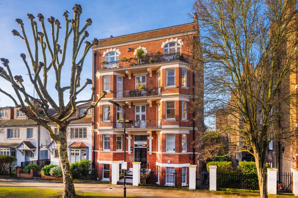 Property photo 1 of 10 Front Exterior