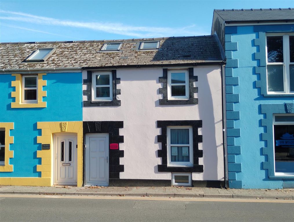 Property photo 2 of 17