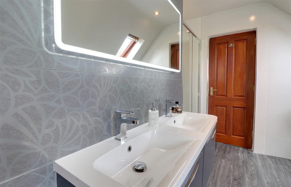 Additional image 19 of 4 bed detached house for sale8 Newtown Park, Newtownards BT23