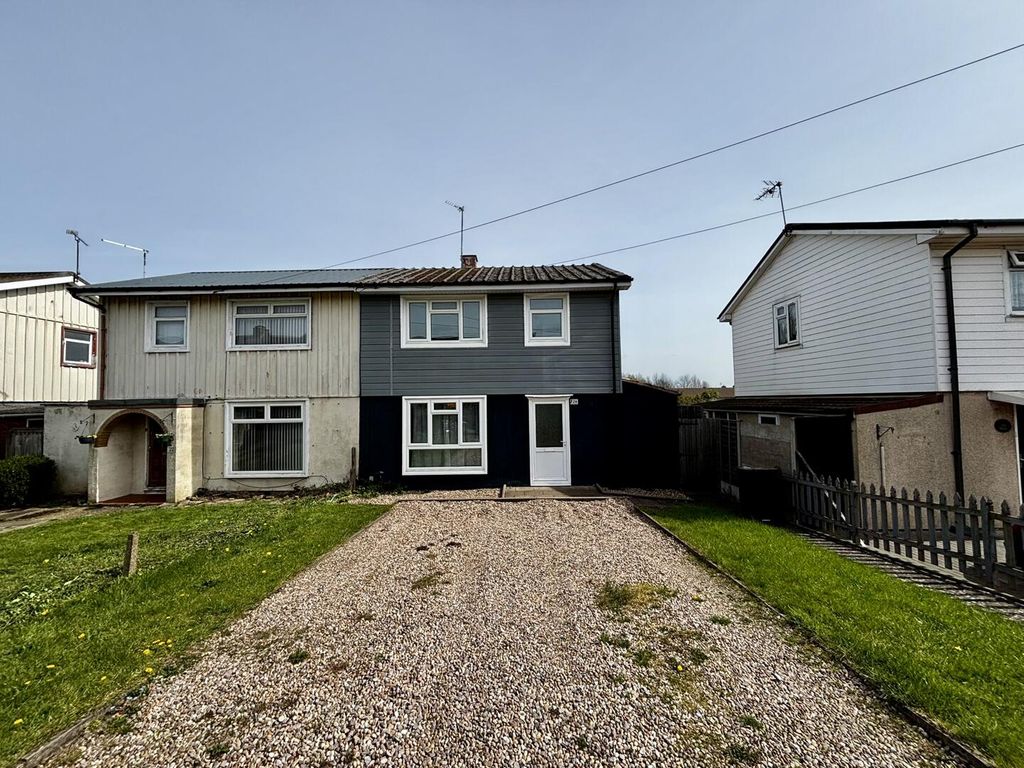 Property photo 1 of 21 Front (Exterior)