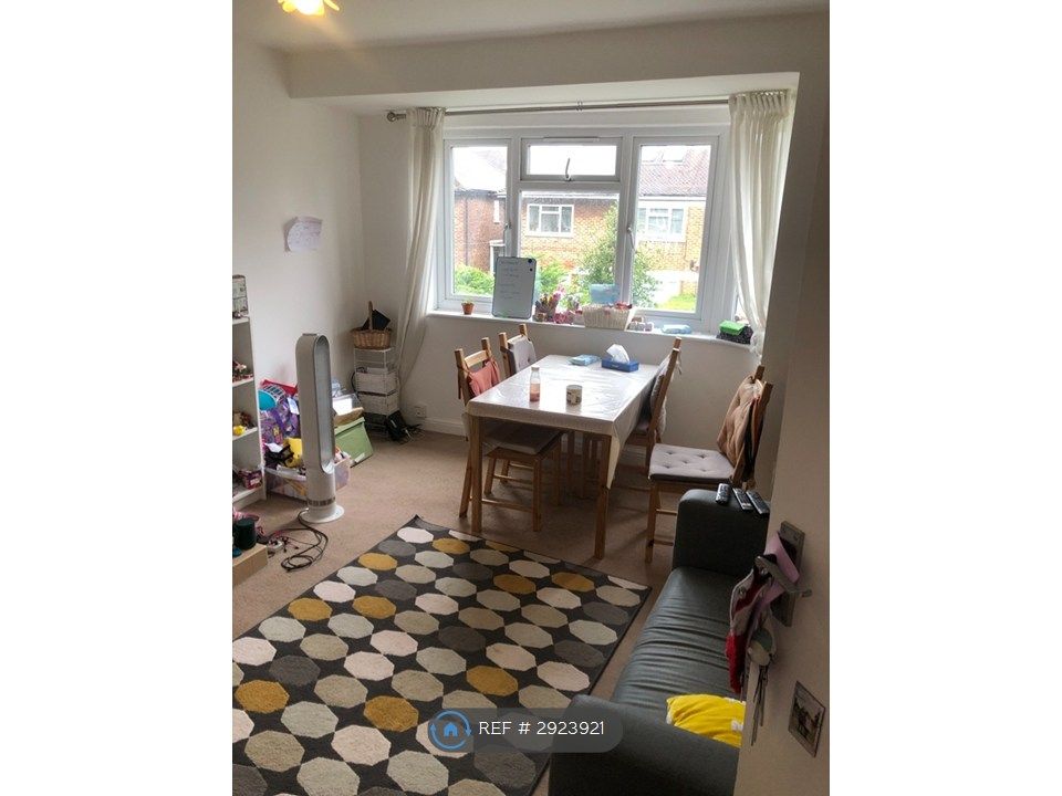Property photo 3 of 9
