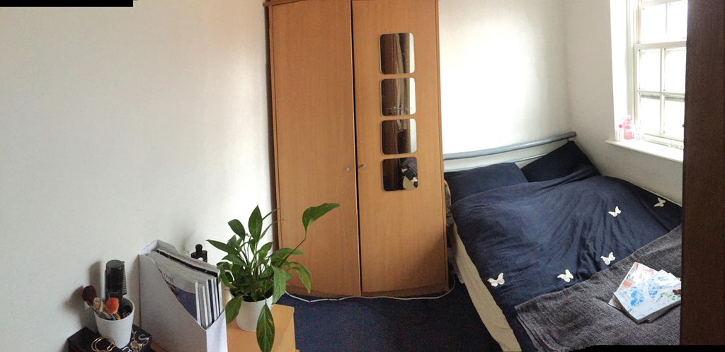 Property photo 1 of 9 Cover