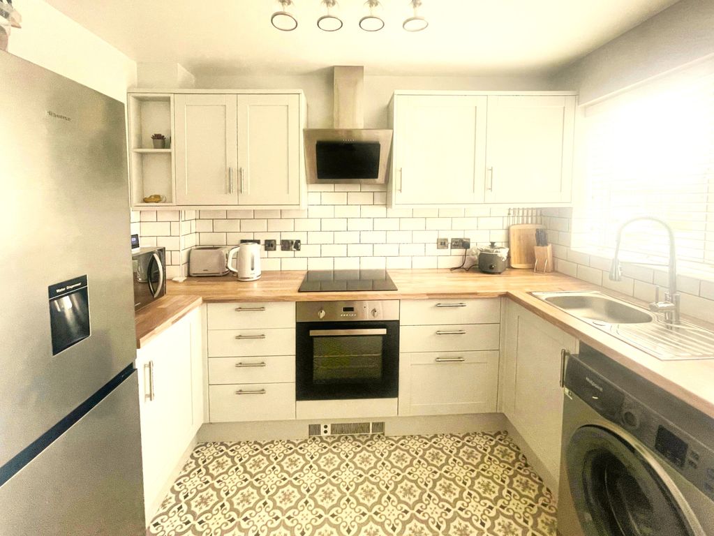 Property photo 3 of 22
