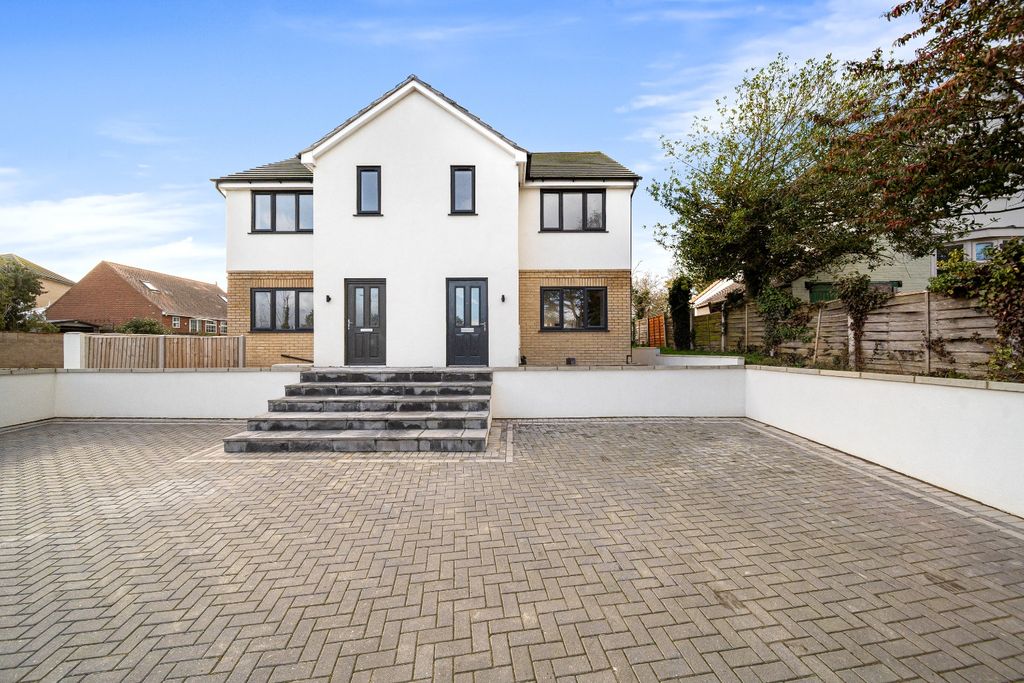 Property photo 1 of 30 4542792