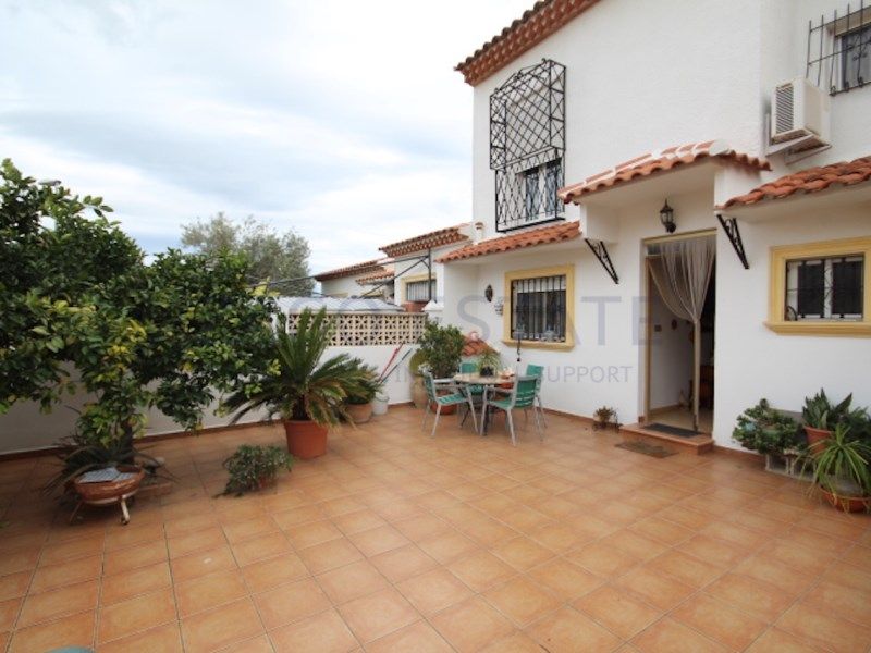 Property photo 1 of 46