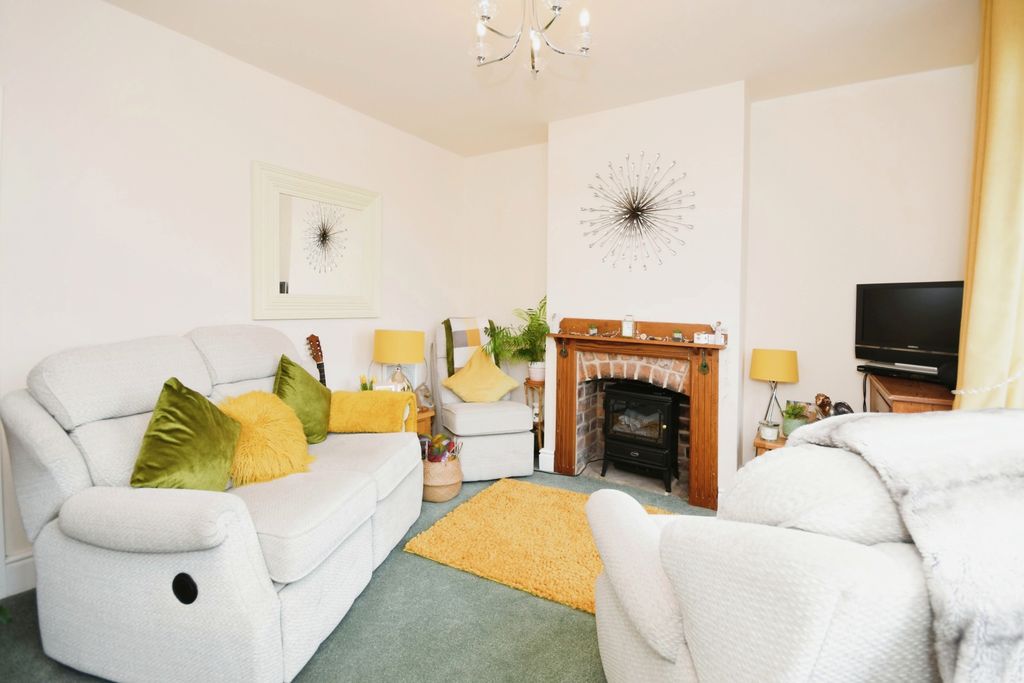 Property photo 3 of 17 Photography