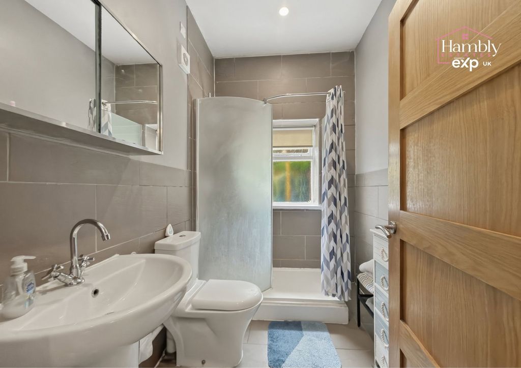 Additional image 16 of 6 bed semi-detached house for salePenrhiw Avenue, Oakdale, Blackwood NP12