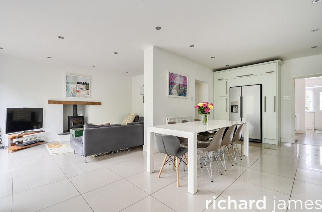 Property photo 3 of 20 92F500Ae5701446ba9Dd1E66473Dbe40