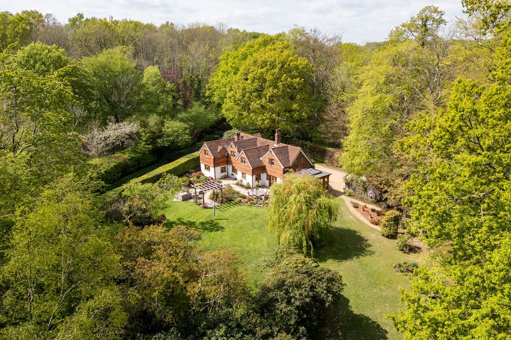 Property photo 2 of 30