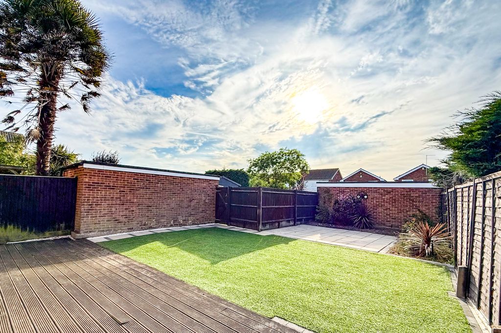 Property photo 2 of 21
