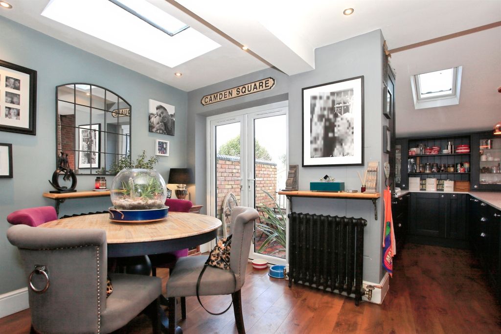 Property photo 3 of 14