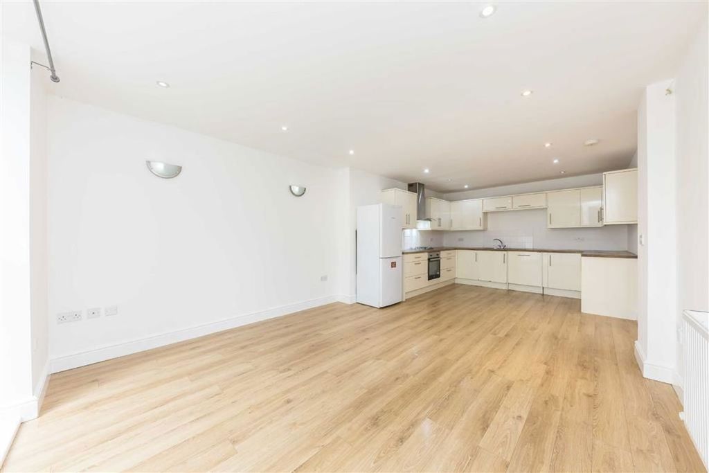 Property photo 2 of 7