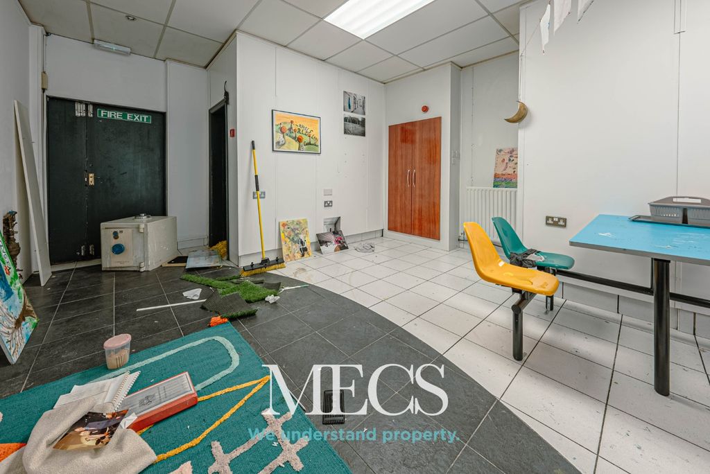 Property photo 3 of 12 3144223