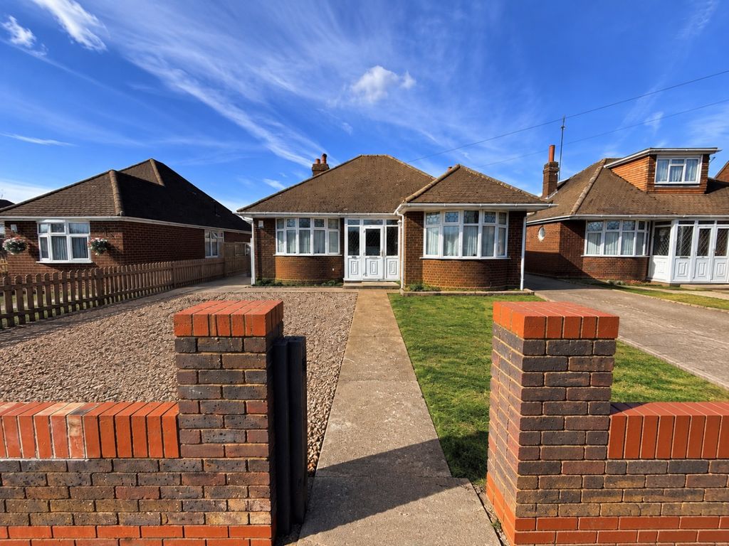 Property photo 1 of 9 5705992