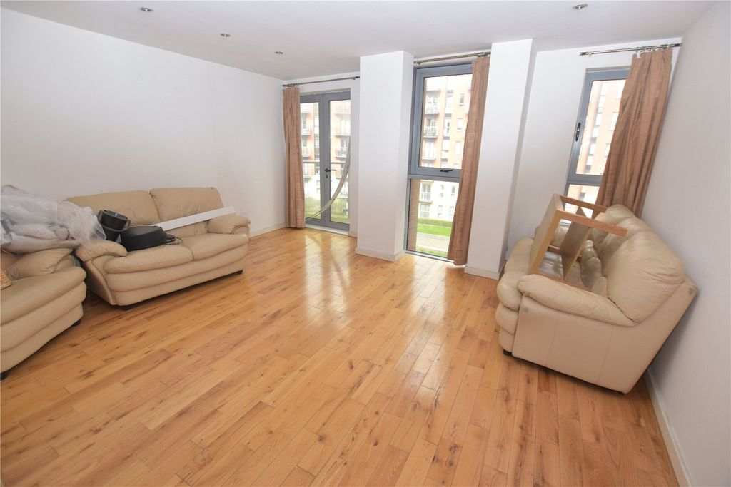 Property photo 3 of 7 Picture No. 07