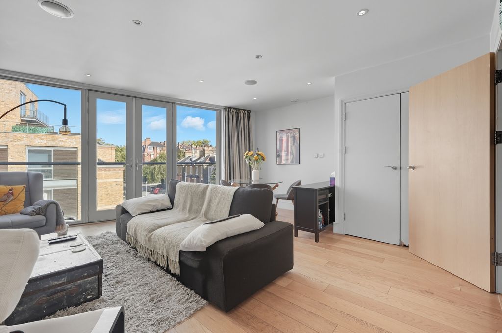 Property photo 1 of 23 Img_6627