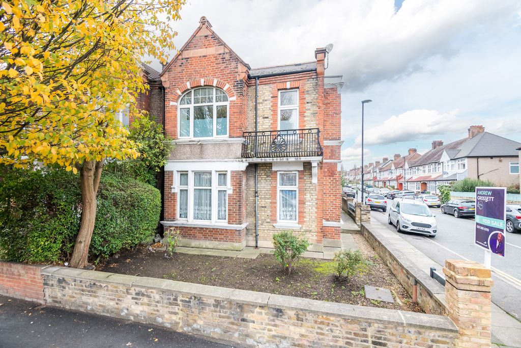 Property photo 1 of 13