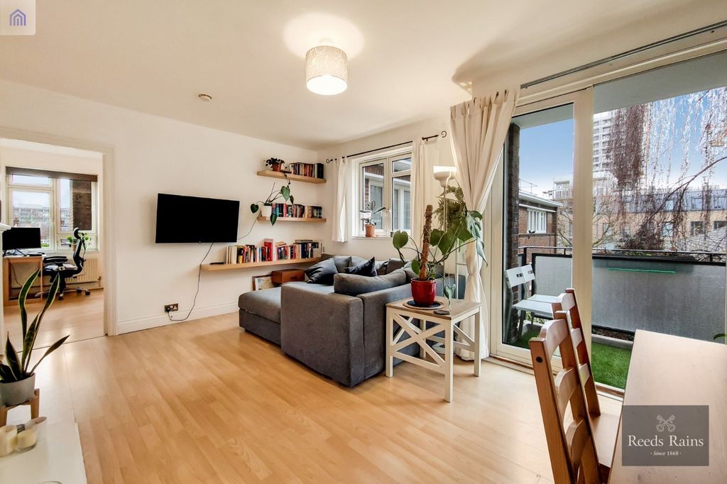 Property photo 1 of 12 Reception Room