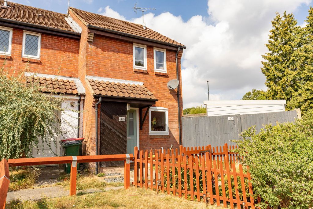 Property photo 1 of 17