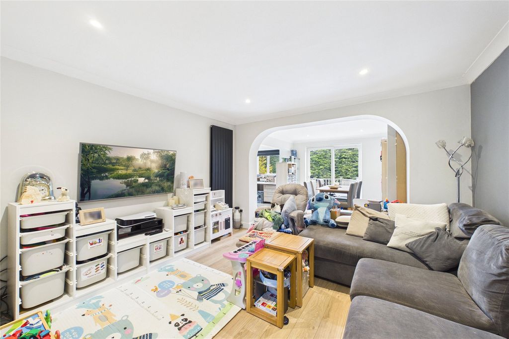 Property photo 2 of 12 Picture No. 19