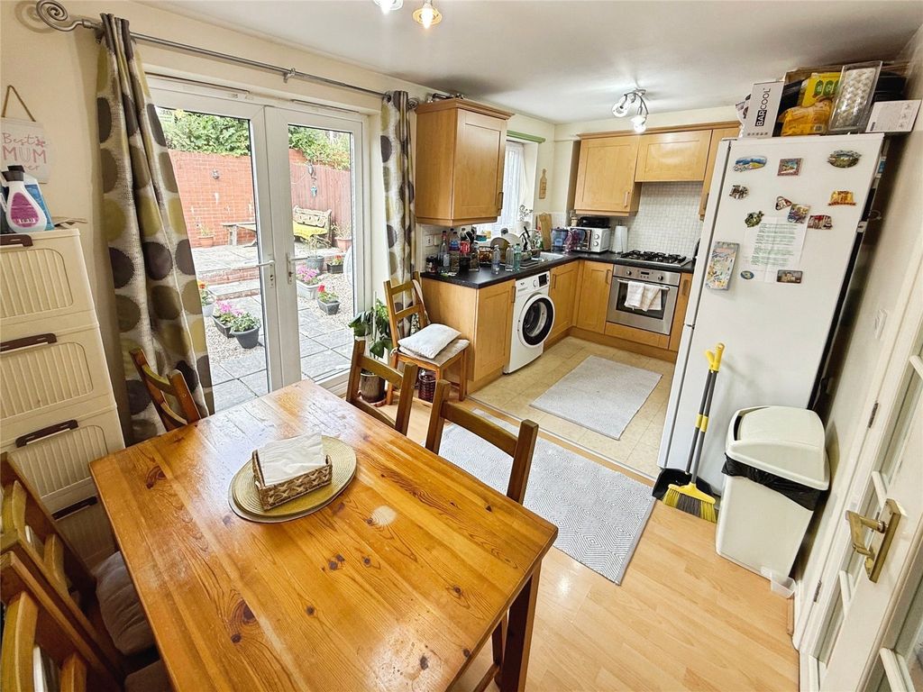 Property photo 3 of 9 Kitchen/Diner