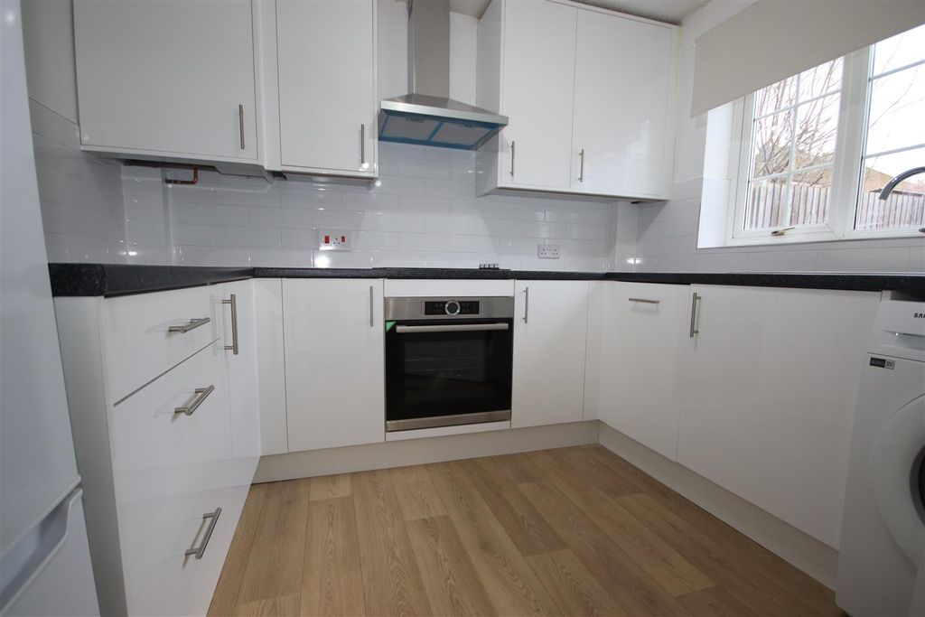 Property photo 2 of 10 Img_7653.Jpg