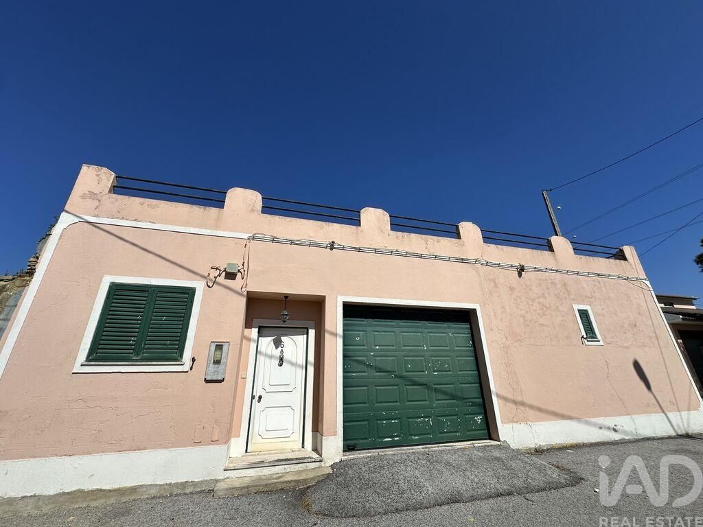 Property photo 1 of 40