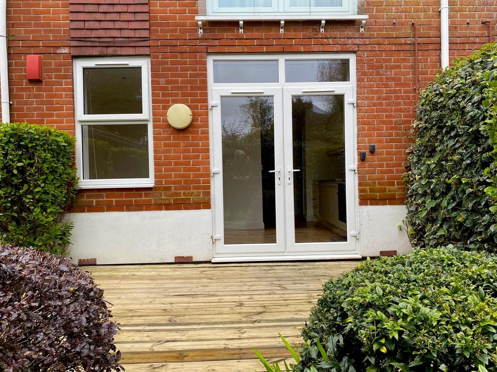 Property photo 2 of 8 View