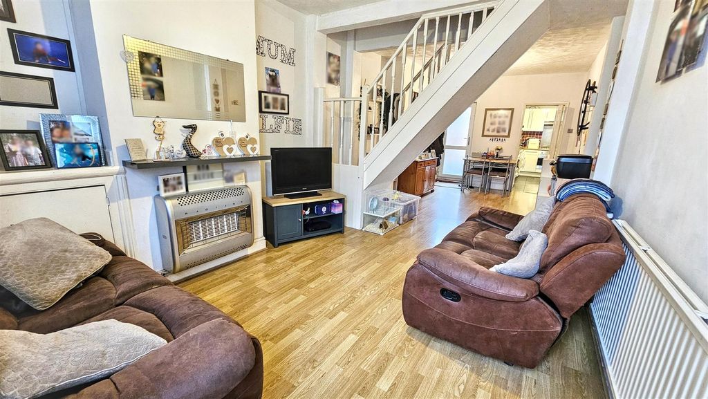 Property photo 2 of 13 20260327_154218.Jpg