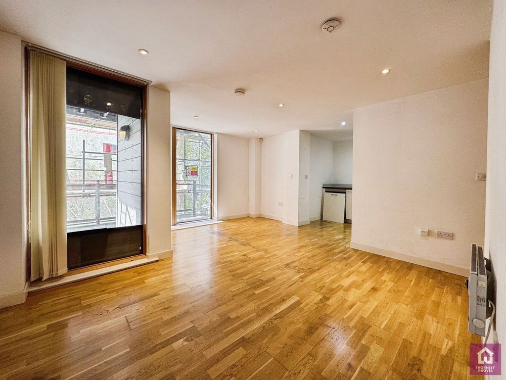 Property photo 2 of 12 Pbox-Img.Jpg